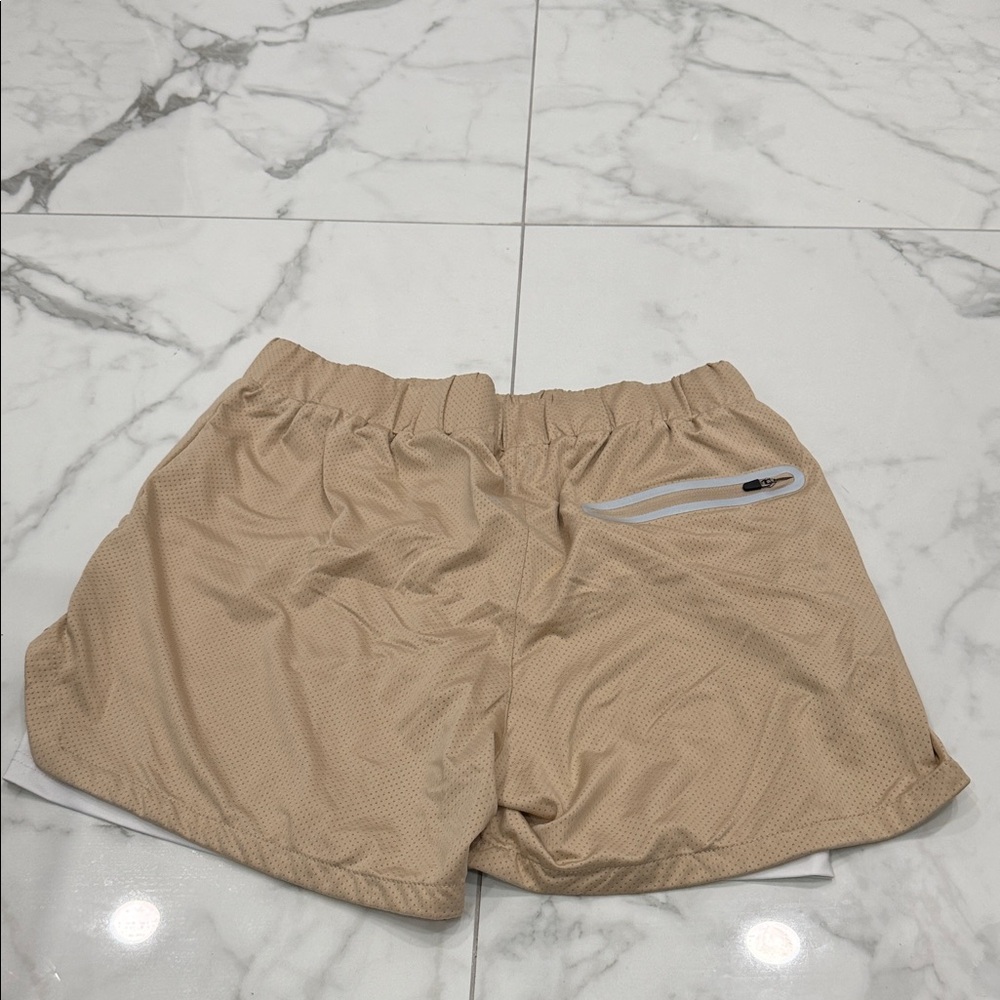 $$ Young La XL shorts